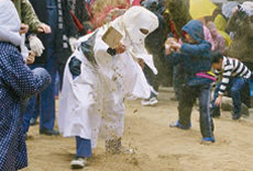 砂かけ祭